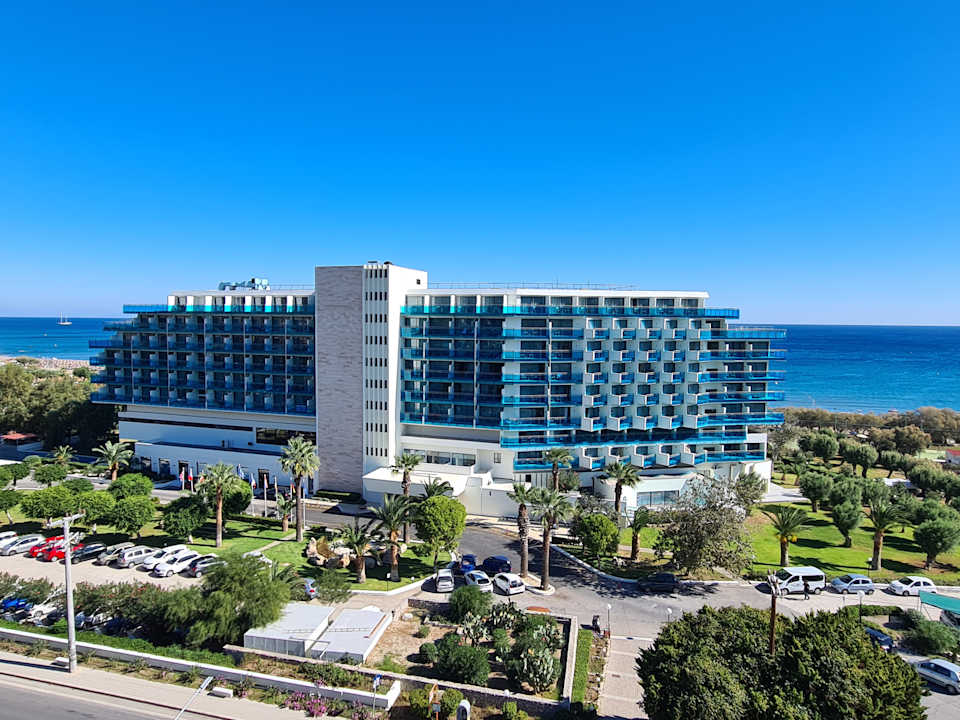 Außenansicht Hotel Calypso Beach