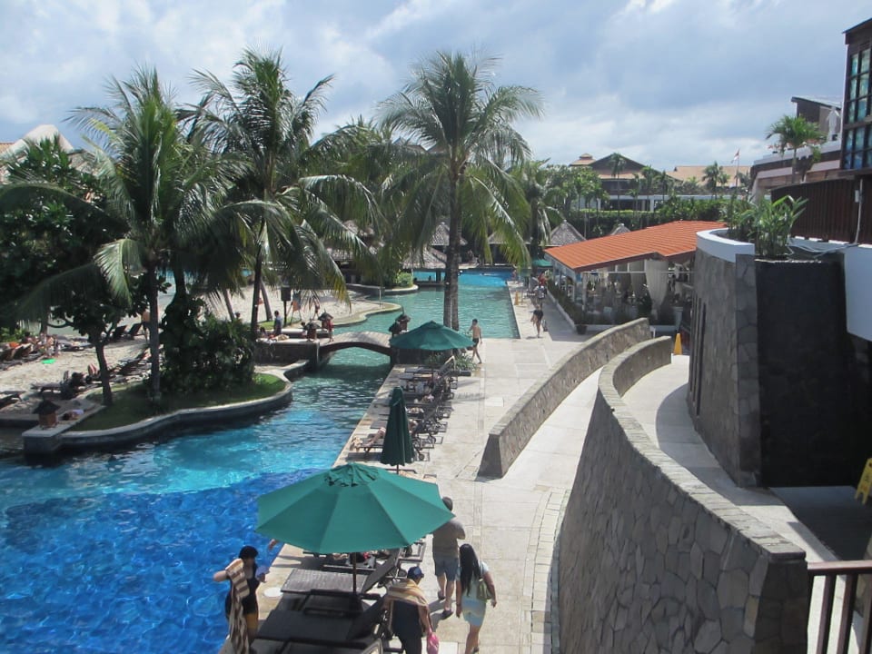 Pool Hard Rock Hotel Bali