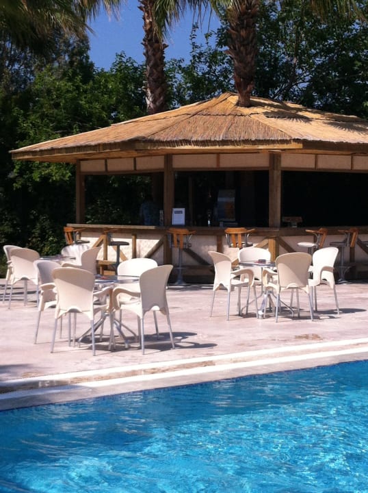 Poolbar Royal Atlantis Beach Hotel