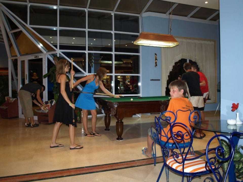 Bilard King Tut Resort