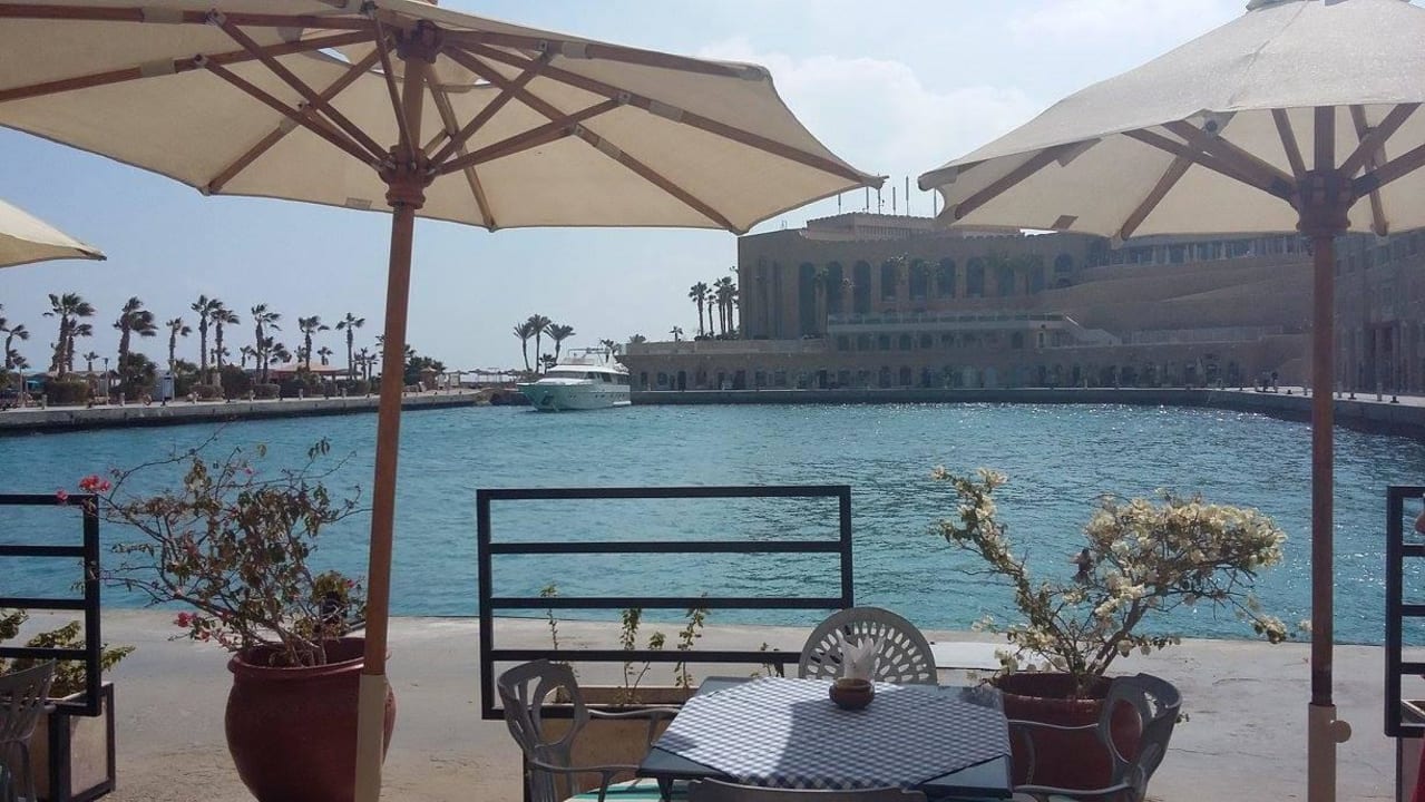 Cafe Mozart am Hafen Pickalbatros Citadel Resort