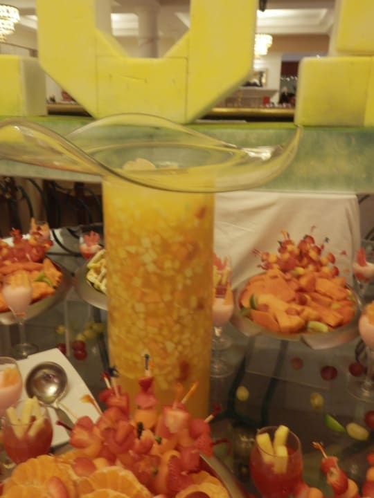 Orangencoktail Bahia Principe Luxury Bouganville