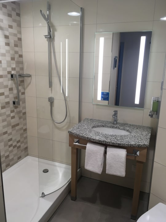Zimmer Hampton By Hilton Munich City Center East