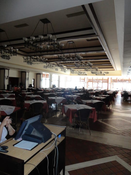 Restauracja Salamis Bay Conti Resort Hotel & Casino