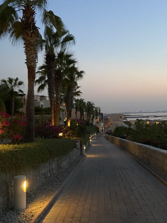 Außenansicht The Cove Rotana Resort