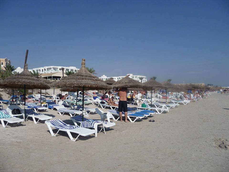 Schöner, feiner Sandstrand Mahdia Beach & Aquapark