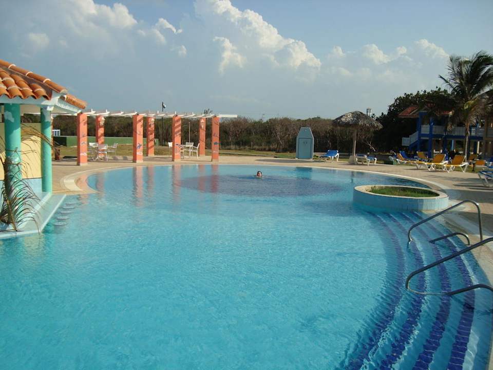 Pool Sirenis Tropical Varadero