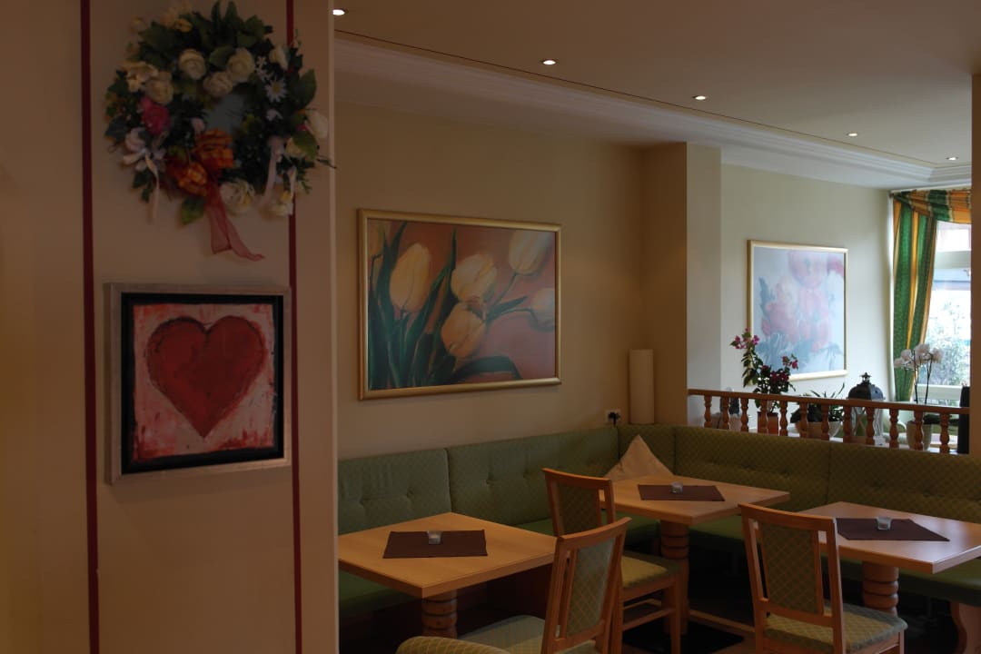 Lobby Hotel Habhof Garni