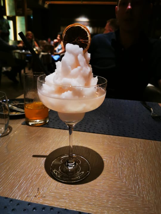 Gastro Saadiyat Rotana Resort &  Villas