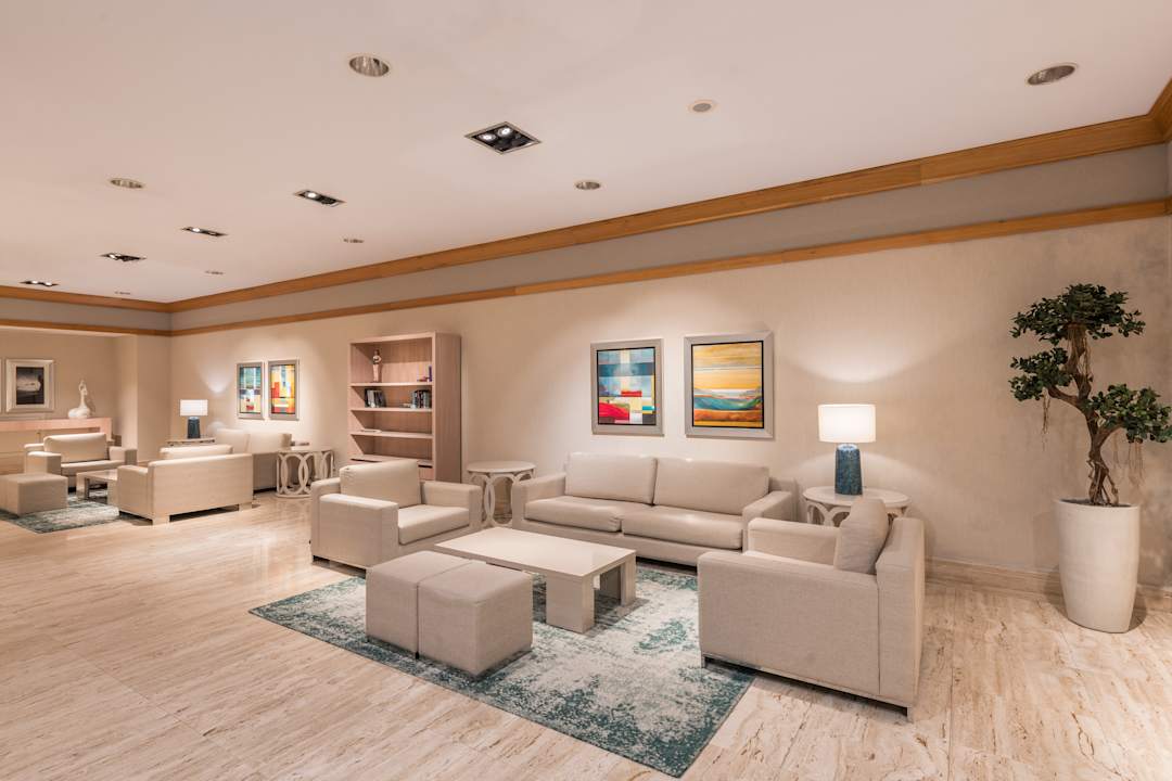 Lobby Sesimbra Oceanfront Hotel