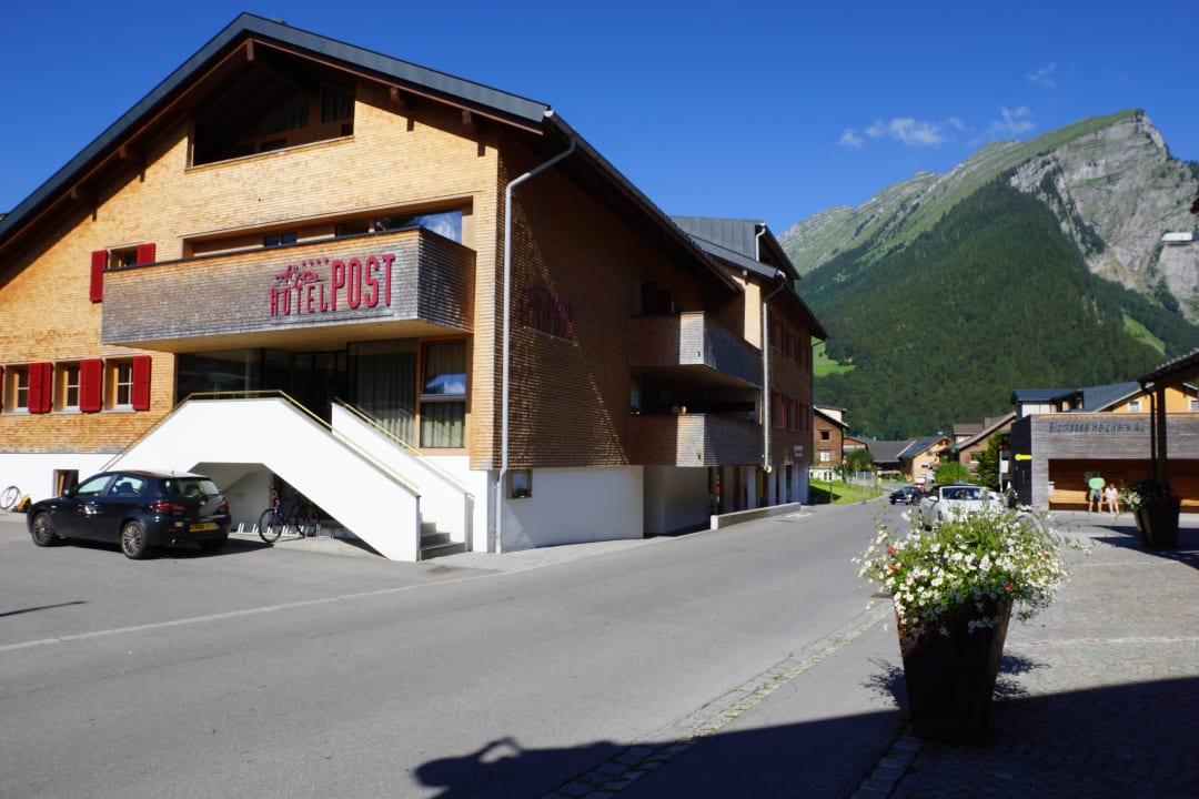Ansicht von Osten  Alpen Hotel Post