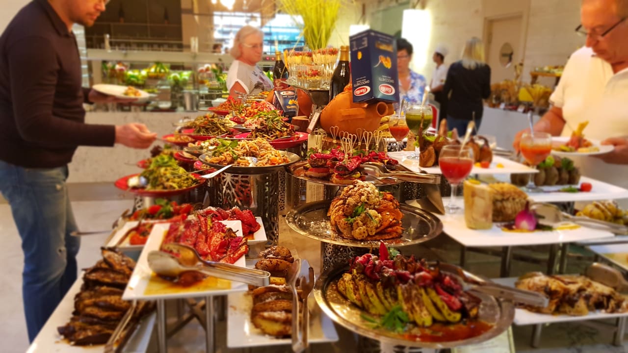 Gastro Acanthus Cennet Barut Collection