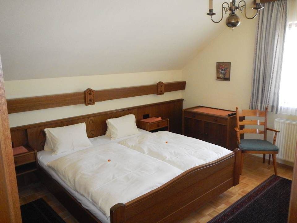 Schlafzimmer Ferienwohnung Großeck Graggaber im sonnigen Süden Salzburgs