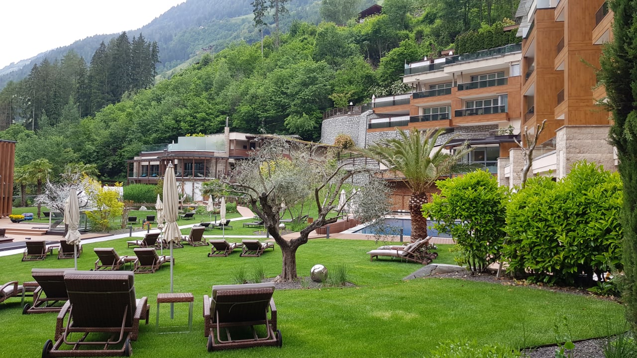 Außenansicht Quellenhof Luxury Resort Passeier