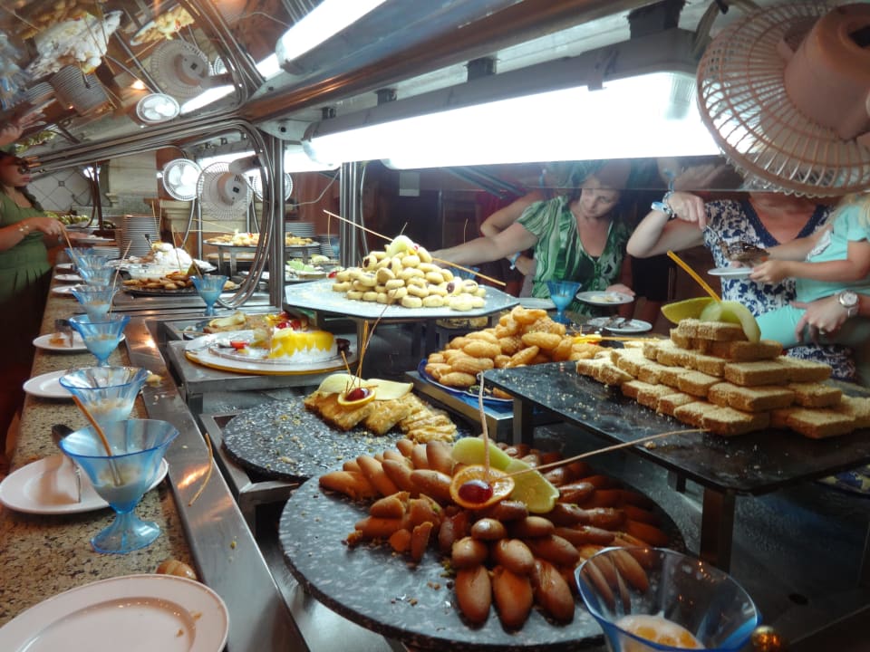 Buffet Akassia Swiss Resort