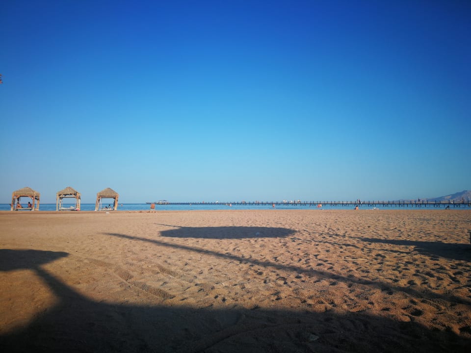 Strand Coral Sea Holiday Village