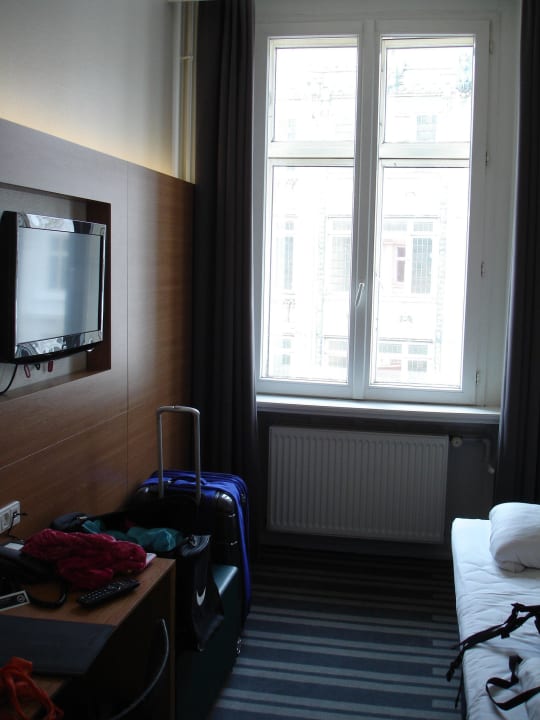 TV und Fenster Hotel Copenhagen Crown