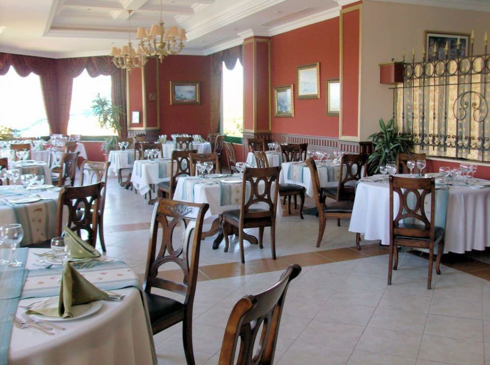 Italiener Delphin Deluxe Resort