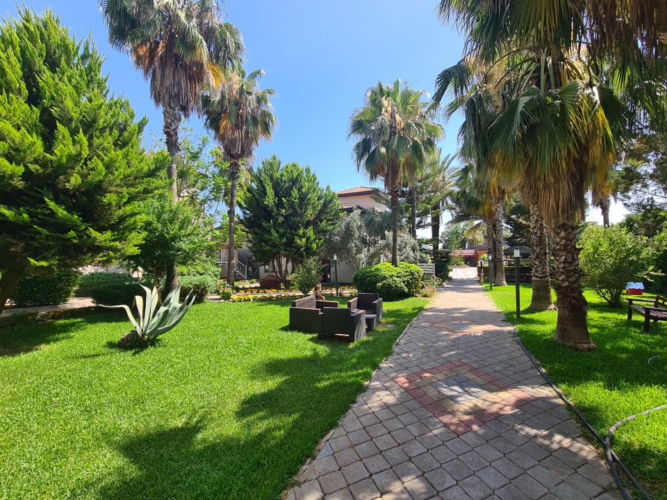 Gartenanlage Hotel Orfeus Park