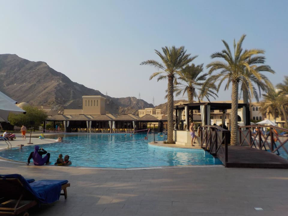 Poolanlage Miramar Al Aqah Beach Resort