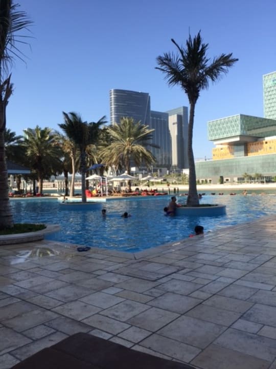 Pool Beach Rotana