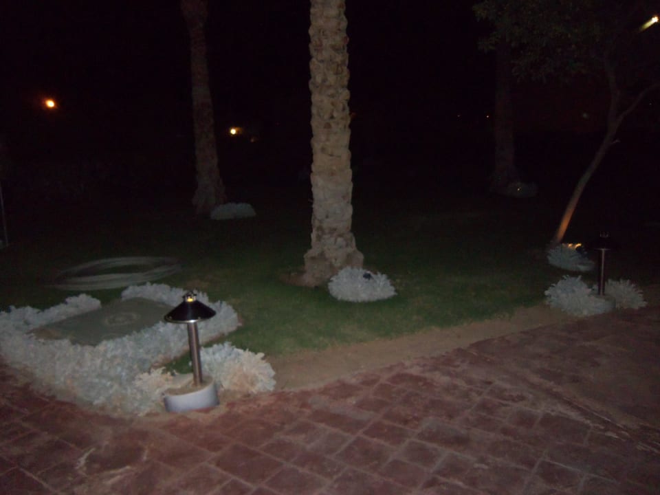  Vor der Eingangstür Old Palace Resort