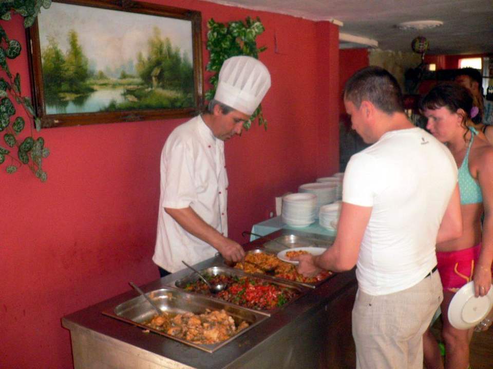 Обед Hotel Kleopatra Alis