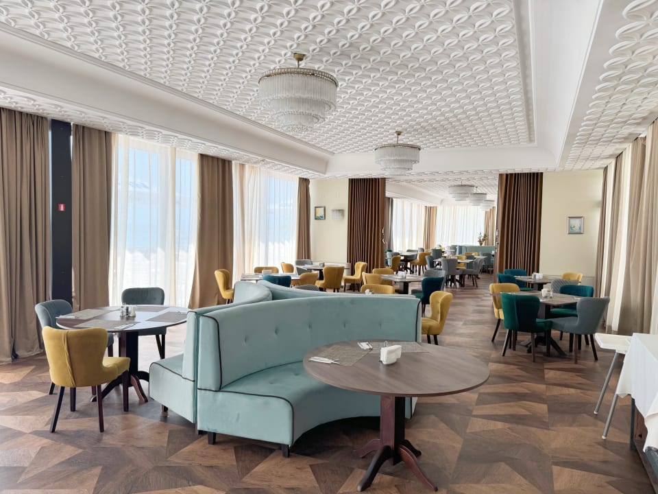 Gastro Hotel Palace, Sunny Day Resort