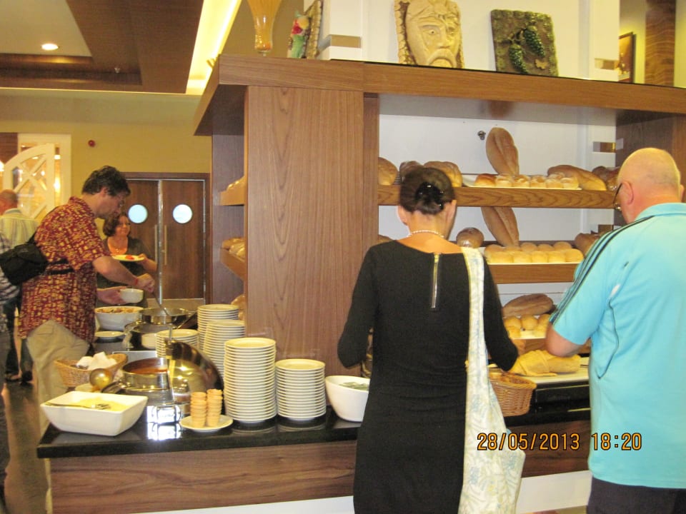 Brot und Suppe Dizalya Palm Garden