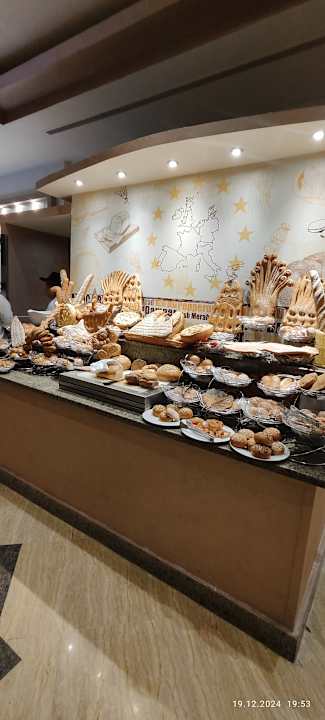 Gastro Three Corners Sea Beach Resort