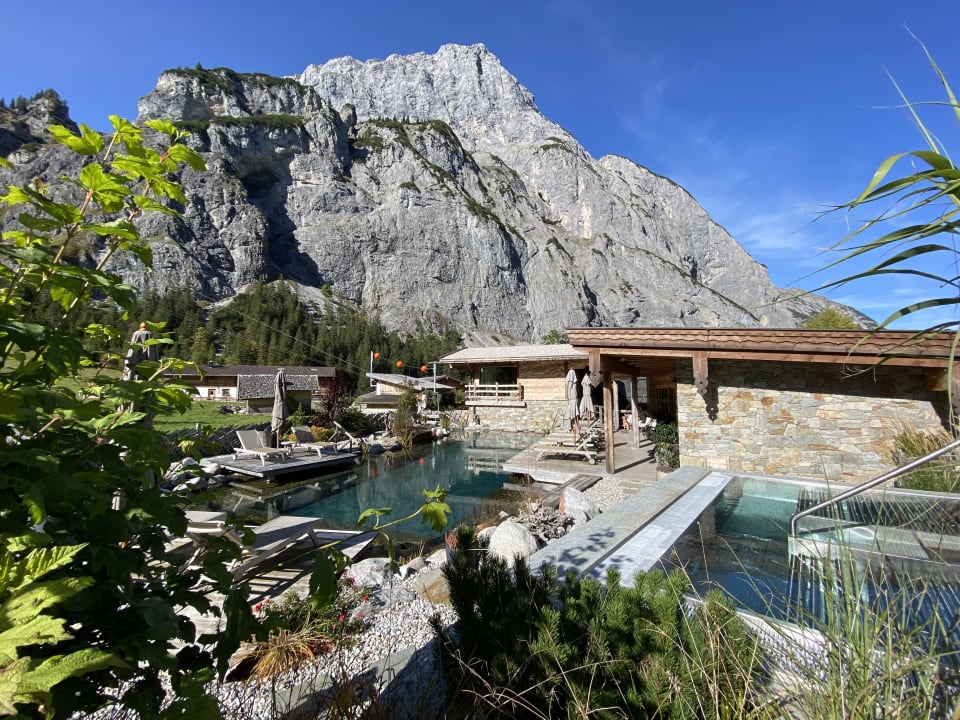 Pool Gramai Alm alpengenuss & natur spa