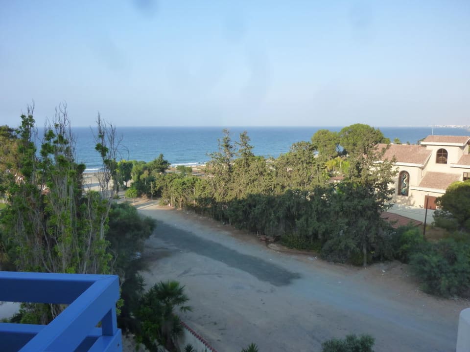 Sicht zum Meer nach Süden Elias Beach Hotel