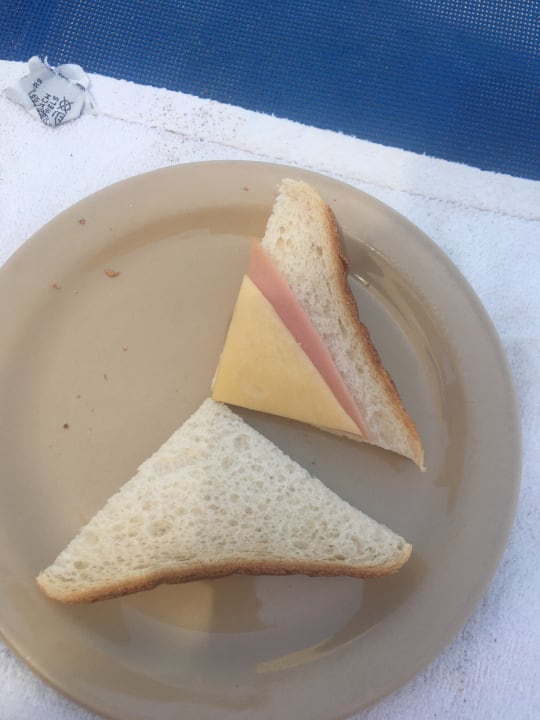 Gastro HARPIN Happy Days Beach Hotel