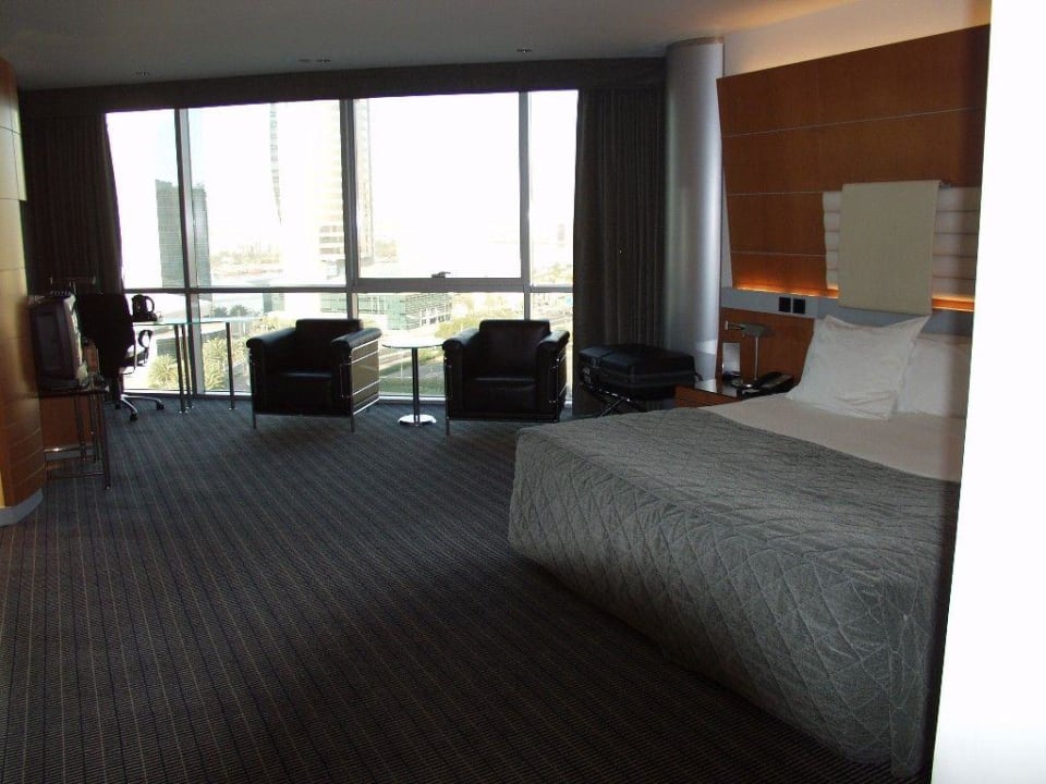 Hilton Dubai Creek Golden Sands Hotel Creek