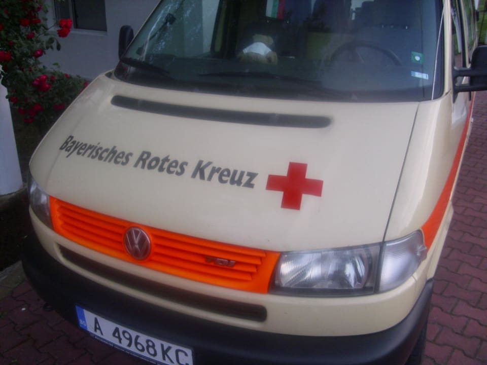 Krankenwagen Hotel Duni Royal Belleville