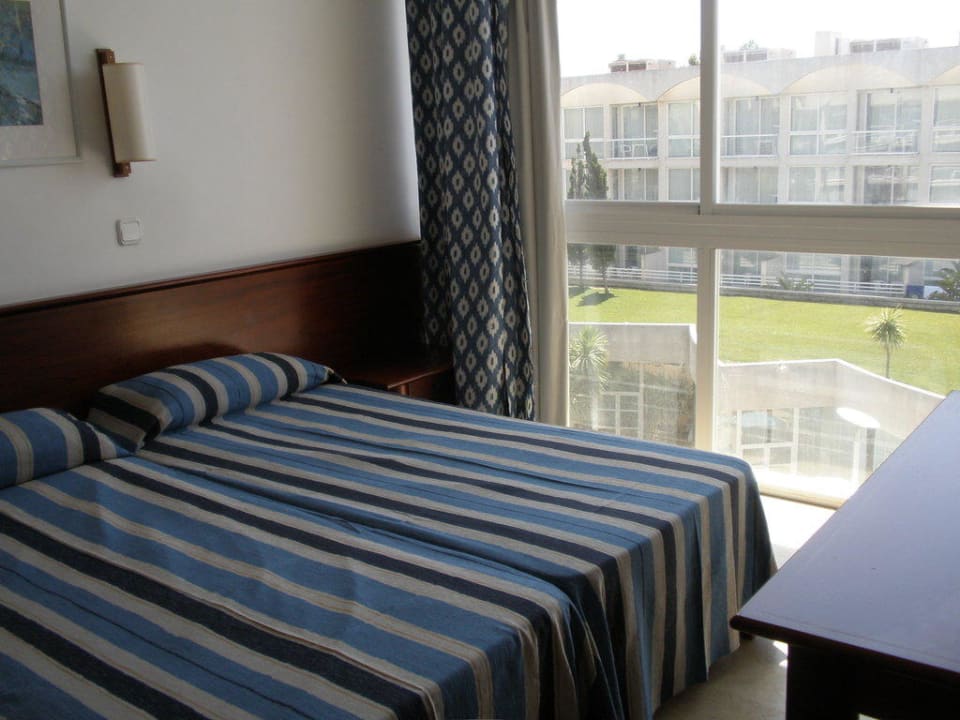 Schlafzimmer Hotel Zafiro Alzinar Mar