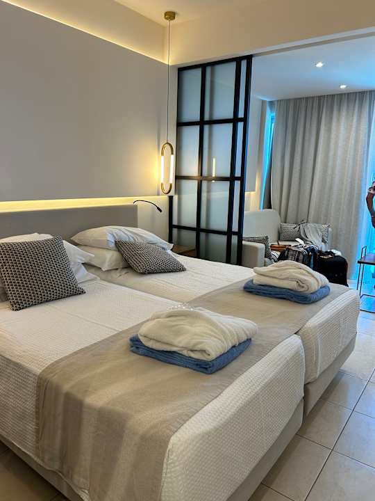 Zimmer Hotel Calypso Beach