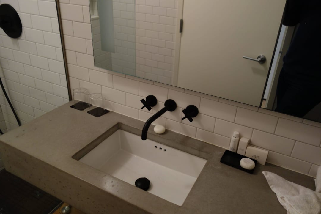 Bad Cassa Hotel 45th Street