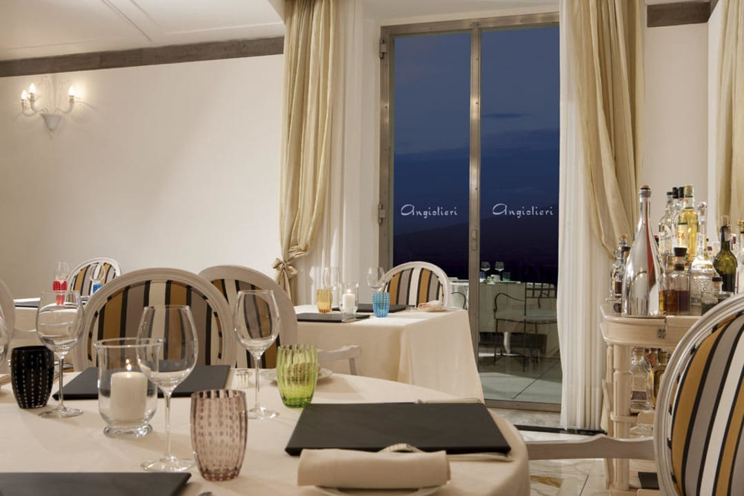 L'Accanto Restaurant - Inseide room  Grand Hotel Angiolieri