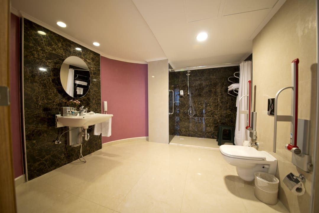 Behindertengerechtes Zimmer/Badezimmer Limak Limra Hotel & Resort