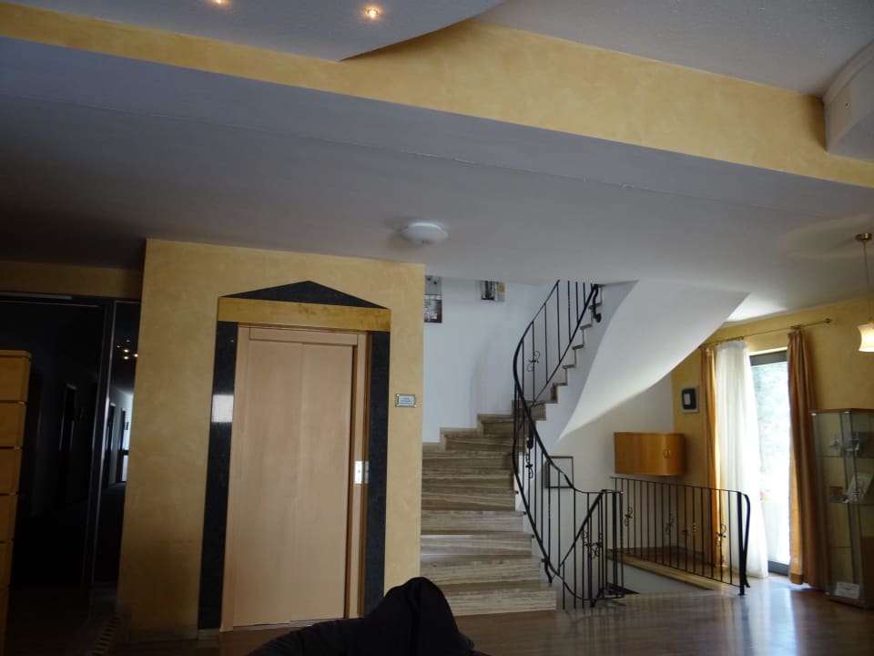 Eingangsbereich Parkhotel Sonnenberg