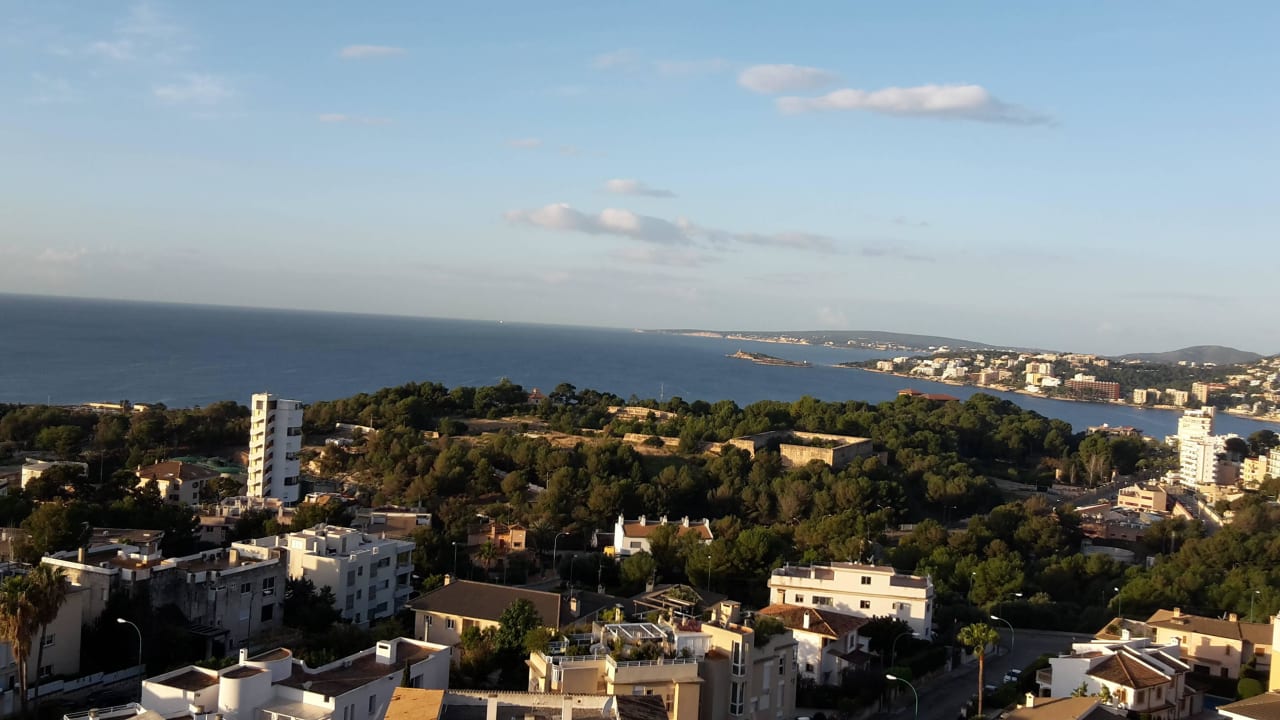    Traumhafte Terrasse der Grand Suit GPRO Valparaiso Palace & Spa