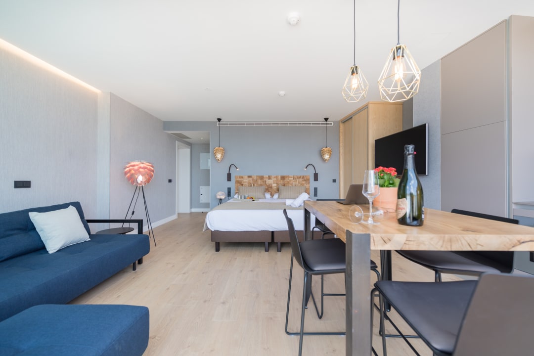 Zimmer La Marine Beach Apartments