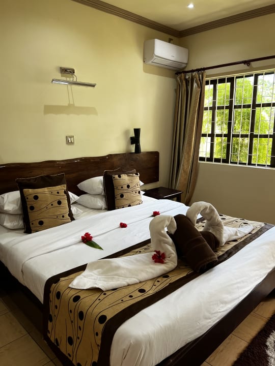 Zimmer Chez Bea Luxury Villa