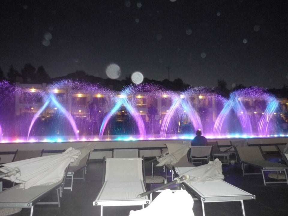 Lichterspiel jeden Abend um 21Uhr Princess Andriana Resort & Spa