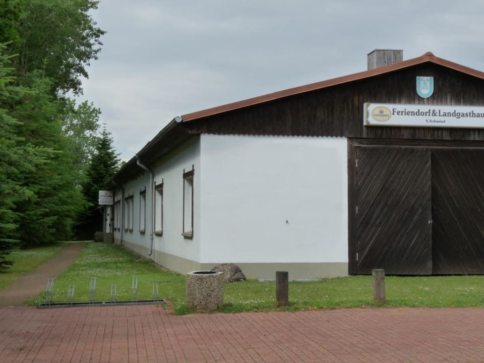 Restaurant Außenansicht Feriendorf Storchennest