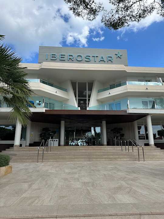 Außenansicht Iberostar Waves Playa de Muro