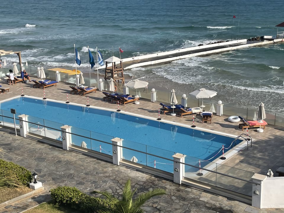 Ausblick Alexander Beach Hotel & Village Resort