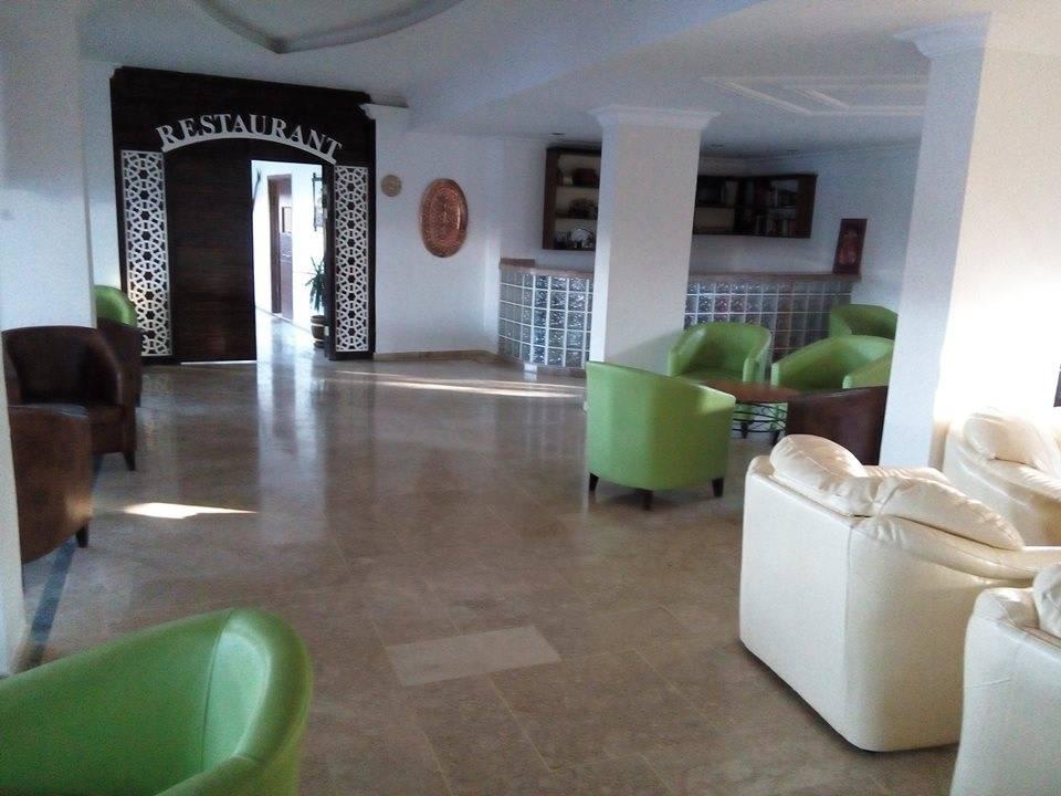 Lobby am Restaurant Hotel Ideal Beach