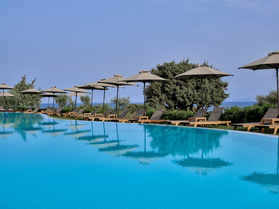 Pool Atlantica Belvedere Resort